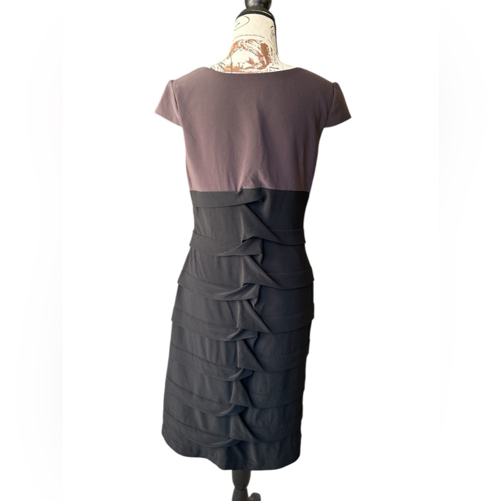 Adrianna Papell fitted midi length career wear dress size 8 - Picture 2 of 9